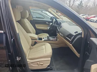 2019 Audi Q5 Premium Plus with VIN WA1BNAFY5K2083360, listed as a Copart auction lot 52040605 with 36,850 mi miles and Salvage Title. Bid and sale history available at carsss.com. Image 5.