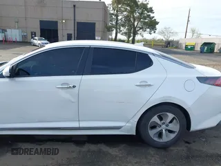 2016 Kia Optima Hybrid with VIN KNAGM4AD2G5094596, listed as a IAAI auction lot 41826923 with 146,240 mi miles. Bid and sale history available at carsss.com. Image 6.