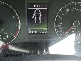 2013 Volkswagen Passat SE with VIN 1VWBP7A31DC017929, listed as a IAAI auction lot 42174320 with 169,596 mi miles and . Bid and sale history available at DreamBid. Image 15.