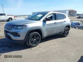 2022 Jeep Compass Latitude with VIN 3C4NJDBB6NT123062, listed as a IAAI auction lot 41770366 with 28,375 mi miles and . Bid and sale history available at DreamBid. Image 14.