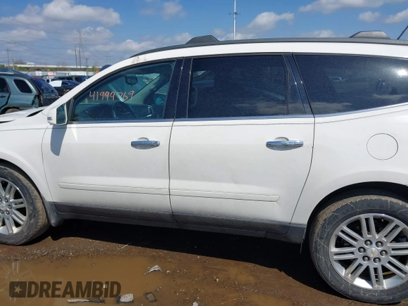 2014 Chevrolet Traverse LT with VIN 1GNKRGKD7EJ351083, listed as a IAAI auction lot 41999769 with 221,061 mi miles. Bid and sale history available at carsss.com. Image 14.
