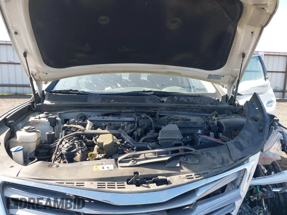 2014 Hyundai Azera with VIN KMHFG4JGXEA345249, listed as a IAAI auction lot 42118221 with 66,567 mi miles and . Bid and sale history available at carsss.com. Image 10.