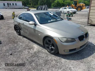 2007 BMW 3 Series 328i z VIN WBAWB33597P130810, wystawiony jako IAAI lot #42163501 z przebiegiem 181 301 mil mil oraz . Historia ofert i sprzedaży dostępna na DreamBid. Obrazek 1.