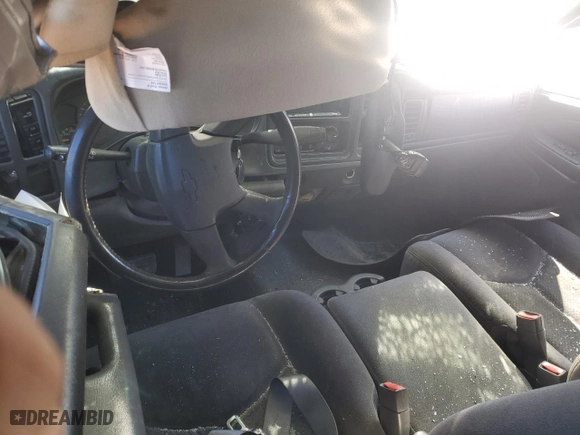 2006 Chevrolet Silverado 2500HD LT1 with VIN 1GCHK23D66F186303, listed as a Copart auction lot 49514205 with 0 mi miles and Non Repairable. Bid and sale history available at carsss.com. Image 8.