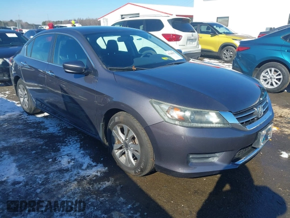 2015 Honda Accord LX with VIN 1HGCR2F3XFA082713, listed as a IAAI auction lot 41386992 with 110,546 mi miles. Bid and sale history available at carsss.com. Image 1.