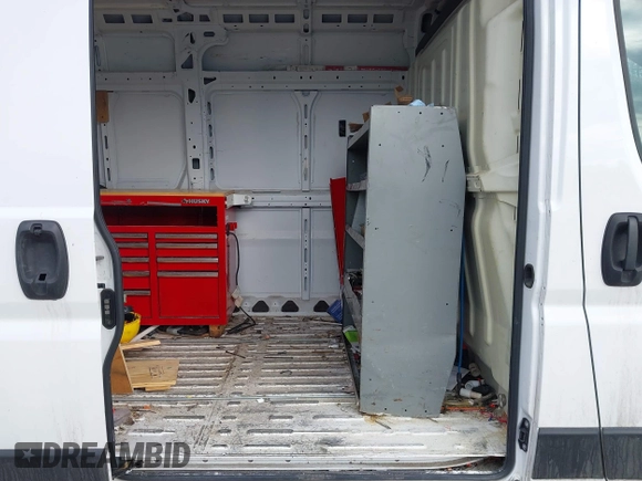 2020 Ram ProMaster Cargo with VIN 3C6TRVDG6LE119973, listed as a IAAI auction lot 41696088 with 116,562 mi miles and . Bid and sale history available at carsss.com. Image 8.