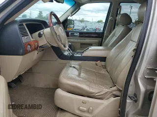 2006 Lincoln Navigator Luxury with VIN 5LMFU28566LJ28740, listed as a Copart auction lot 72134484 with 178,378 mi miles and Salvage Title. Bid and sale history available at carsss.com. Image 7.