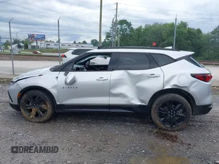 2020 Chevrolet Blazer RS с VIN 3GNKBERS5LS665291, выставлен на аукционе IAAI как лот 42709126 с пробегом 143 907 миль миль и . История ставок и продаж доступна на DreamBid. Изображение 14.