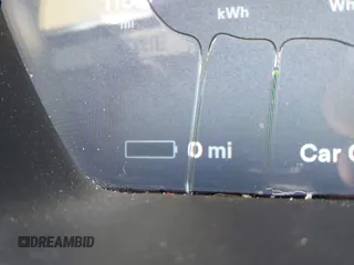 2013 Tesla Model S Performance с VIN 5YJSA1CP1DFP06681, выставлен на аукционе IAAI как лот 42438892 с пробегом 108 926 миль миль и . История ставок и продаж доступна на DreamBid. Изображение 17.