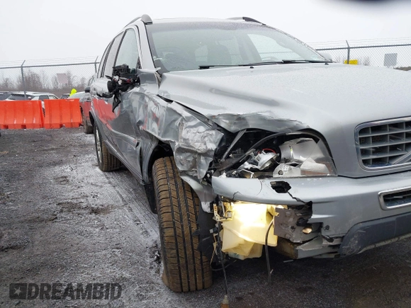 2012 Volvo XC90 with VIN YV4952CZ5C1622023, listed as a IAAI auction lot 41723883 with 188,644 mi miles and . Bid and sale history available at DreamBid. Image 14.