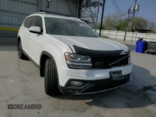 2018 Volkswagen Atlas SEL with VIN 1V2MR2CA2JC526426, listed as a Copart auction lot 48944265 with 102,938 mi miles and Salvage title. Bid and sale history available at DreamBid. Image 12.
