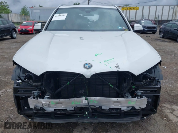 2024 BMW X5 xDrive40i with VIN 5UX23EU0XR9T63789, listed as a IAAI auction lot 42324467 with 25,057 mi miles and . Bid and sale history available at DreamBid. Image 12.