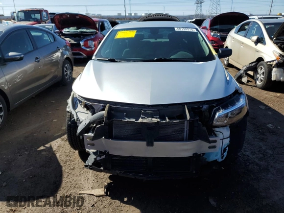 2016 Chevrolet Malibu LS z VIN 1G1ZB5ST4GF240593, wystawiony jako Copart lot #50190275 z przebiegiem 114 585 mil mil oraz Szkody całkowita. Historia ofert i sprzedaży dostępna na DreamBid. Obrazek 5.