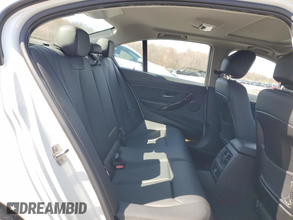 2015 BMW 3 Series 328i xDrive with VIN WBA3B5G50FNS16056, listed as a Copart auction lot 51502285 with 185,739 mi miles and Clean Title. Bid and sale history available at carsss.com. Image 10.