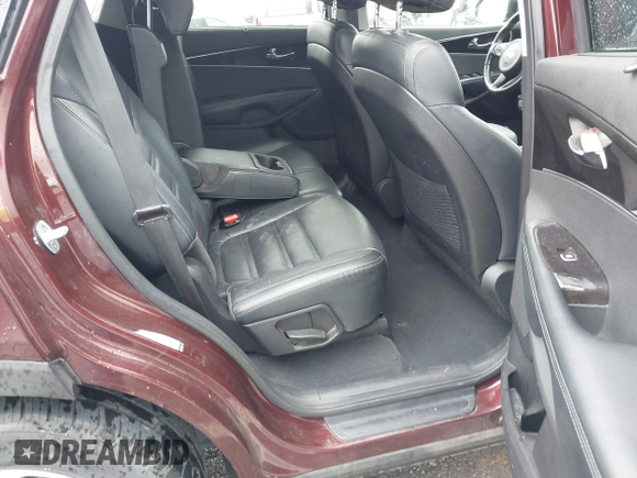 2017 Kia Sorento EX V6 with VIN 5XYPH4A50HG261420, listed as a IAAI auction lot 41933777 with 90,784 mi miles. Bid and sale history available at carsss.com. Image 8.