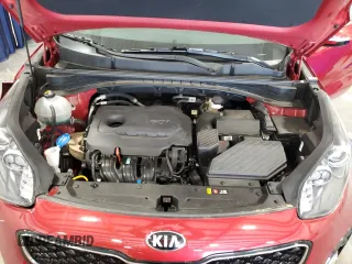 2019 Kia Sportage EX z VIN KNDPN3AC9K7588758, wystawiony jako Copart lot #51060635 z przebiegiem Nie podano mil oraz Szkoda całkowita • Salvage title. Historia ofert i sprzedaży dostępna na DreamBid. Obrazek 13.