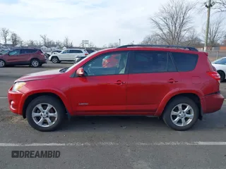 2009 Toyota RAV4 Ltd with VIN 2T3BK31VX9W007335, listed as a IAAI auction lot 41699993 with 183,658 mi miles. Bid and sale history available at carsss.com. Image 14.