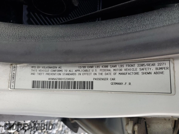 2000 Volkswagen Passat with VIN WVWNA23B6YE238932, listed as a Copart auction lot 59837575 with 151,157 mi miles and Salvage title. Bid and sale history available at DreamBid. Image 13.