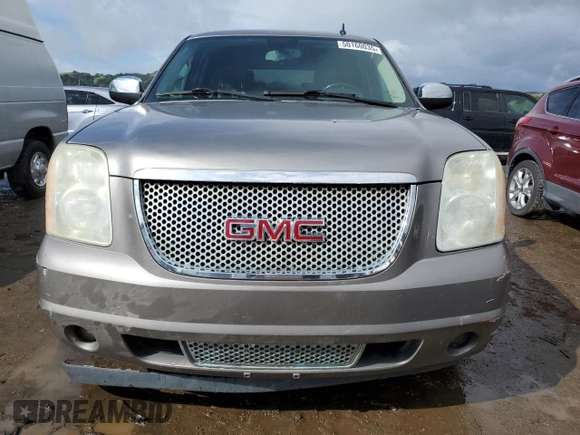 2009 GMC Yukon SLE w/3SA with VIN 1GKFC23C09R255974, listed as a Copart auction lot 50160035 with 182,959 mi miles and Clean Title. Bid and sale history available at carsss.com. Image 5.