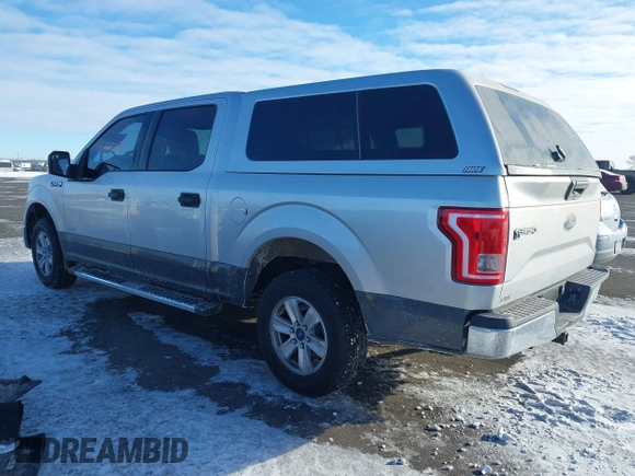 2016 Ford F-150 XL with VIN 1FTEW1CG7GKF33027, listed as a IAAI auction lot 41618098 with 121,747 mi miles and . Bid and sale history available at carsss.com. Image 3.