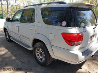 2005 Toyota Sequoia Limited with VIN 5TDZT38AX5S247110, listed as a IAAI auction lot 42072296 with 327,641 mi miles. Bid and sale history available at carsss.com. Image 3.