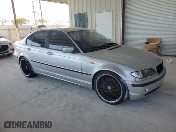 2002 BMW 3 Series 325i z VIN WBAET37442NG70535, wystawiony jako Copart lot #57361055 z przebiegiem Nie podano mil oraz Czysty tytuł • Clean title. Historia ofert i sprzedaży dostępna na DreamBid. Obrazek 4.