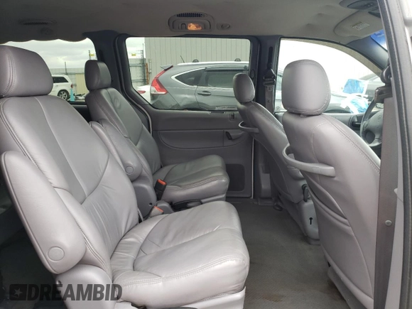 1999 Chrysler Town & Country LXi with VIN 1C4GP54L0XB884595, listed as a Copart auction lot 49307455 with 174,035 mi miles and Salvage Title. Bid and sale history available at carsss.com. Image 11.