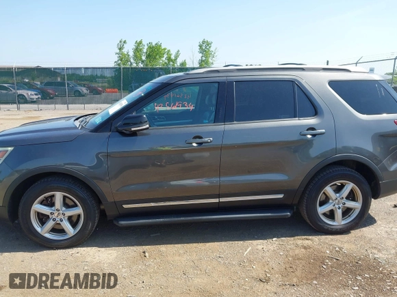 2017 Ford Explorer XLT с VIN 1FM5K8D8XHGB20255, выставлен на аукционе IAAI как лот 42561934 с пробегом 112 137 миль миль и . История ставок и продаж доступна на DreamBid. Изображение 14.