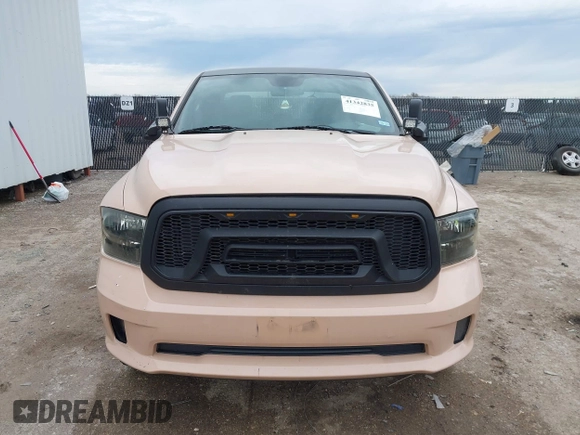 2015 Ram 1500 Express z VIN 1C6RR6KT6FS654450, wystawiony jako IAAI lot #41342835 z przebiegiem 147 336 mil mil oraz . Historia ofert i sprzedaży dostępna na DreamBid. Obrazek 12.