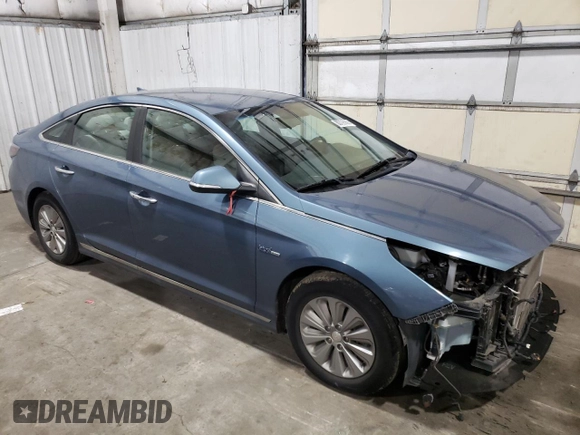 2016 Hyundai Sonata SE with VIN KMHE24L15GA037556, listed as a Copart auction lot 80728553 with 90,676 mi miles and . Bid and sale history available at DreamBid. Image 4.