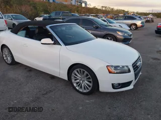 2012 Audi A5 2.0T Premium Plus with VIN WAUJFAFH7CN007652, listed as a IAAI auction lot 40848527 with 9,831 mi miles. Bid and sale history available at carsss.com. Image 1.