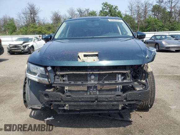 2018 Volkswagen Tiguan SEL with VIN 3VV2B7AX8JM154396, listed as a Copart auction lot 60984075 with 67,237 mi miles and Salvage title. Bid and sale history available at DreamBid. Image 5.