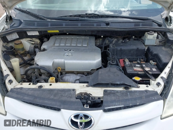 2009 Toyota Sienna XLE with VIN 5TDZK22C59S266936, listed as a IAAI auction lot 41954371 with 272,039 mi miles and . Bid and sale history available at carsss.com. Image 10.