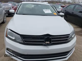 2016 Volkswagen Jetta Sedan 1.8T SEL with VIN 3VWL07AJXGM214382, listed as a IAAI auction lot 42042424 with 1 mi miles. Bid and sale history available at carsss.com. Image 12.