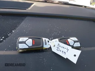 2024 Audi Q5 S line Premium Plus z VIN WA1E2AFY5R2138471, wystawiony jako IAAI lot #41570372 z przebiegiem Nie podano mil oraz . Historia ofert i sprzedaży dostępna na DreamBid. Obrazek 11.