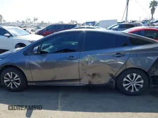 2021 Toyota Prius LE с VIN JTDKAMFPXM3190833, выставлен на аукционе IAAI как лот 42443864 с пробегом 133 146 миль миль и . История ставок и продаж доступна на DreamBid. Изображение 15.