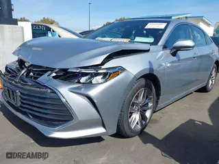 2019 Toyota Avalon Hybrid Limited with VIN 4T1B21FB1KU003112, listed as a IAAI auction lot 41610307 with 169,569 mi miles. Bid and sale history available at carsss.com. Image 18.
