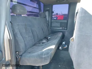 2000 Chevrolet Silverado 2500 LT with VIN 1GCGK29U1YE263011, listed as a IAAI auction lot 41634632 with 179,346 mi miles. Bid and sale history available at carsss.com. Image 8.