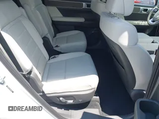 2024 Hyundai Santa Fe Calligraphy с VIN 5NMP5DG19RH006592, выставлен на аукционе IAAI как лот 42654567 с пробегом 19 156 миль миль и . История ставок и продаж доступна на DreamBid. Изображение 8.