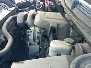 2012 Chevrolet Tahoe LTZ z VIN 1GNSCCE00CR189878, wystawiony jako IAAI lot #43297739 z przebiegiem 129 423 mil mil oraz . Historia ofert i sprzedaży dostępna na DreamBid. Obrazek 20.