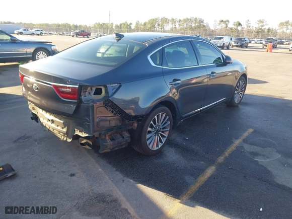 2017 Kia Cadenza Premium with VIN KNALC4J12H5039445, listed as a IAAI auction lot 41586814 with 92,816 mi miles. Bid and sale history available at carsss.com. Image 4.