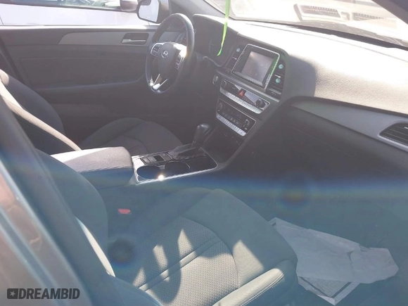 2019 Hyundai Sonata Sport with VIN 5NPE34AF5KH815856, listed as a IAAI auction lot 41687468 with 59,030 mi miles. Bid and sale history available at carsss.com. Image 5.