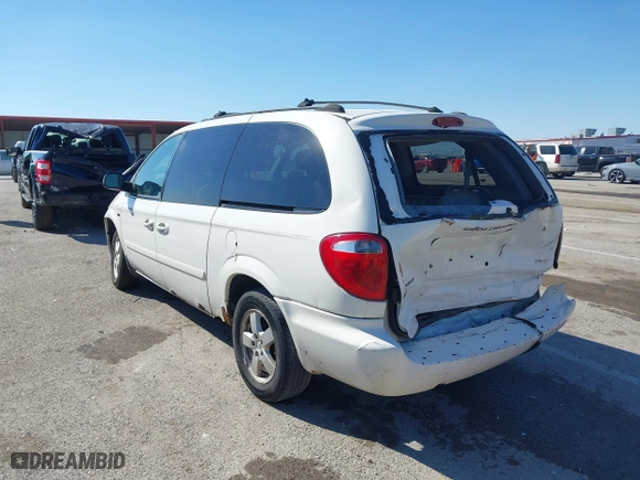 2006 Dodge Grand Caravan SXT with VIN 2D4GP44L66R686469, listed as a IAAI auction lot 41893168 with 218,249 mi miles. Bid and sale history available at carsss.com. Image 3.
