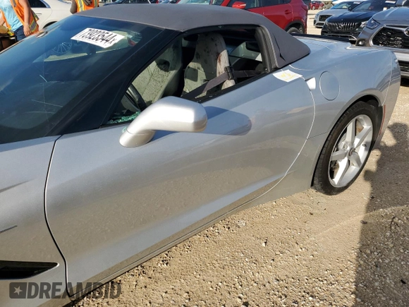 2014 Chevrolet Corvette 1LT with VIN 1G1YB3D74E5113913, listed as a Copart auction lot 73923544 with 0 mi miles and Salvage Title. Bid and sale history available at carsss.com. Image 12.