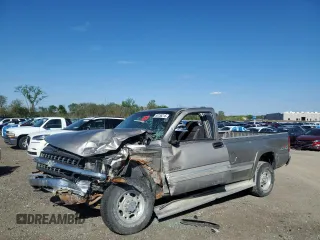 1999 Chevrolet Silverado 2500 z VIN 1GCGK24U9XE188824, wystawiony jako Copart lot #55236215 z przebiegiem Nie podano mil oraz Szkoda całkowita • Salvage title. Historia ofert i sprzedaży dostępna na DreamBid. Obrazek 1.