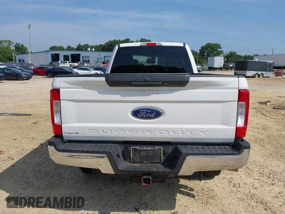 2019 Ford F-250 XL с VIN 1FT7W2BT7KEC91943, выставлен на аукционе IAAI как лот 42412103 с пробегом Не указан миль и . История ставок и продаж доступна на DreamBid. Изображение 17.
