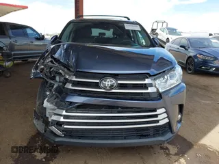 2018 Toyota Highlander LE with VIN 5TDZZRFH0JS285957, listed as a IAAI auction lot 42381460 with 85,183 mi miles and . Bid and sale history available at DreamBid. Image 6.