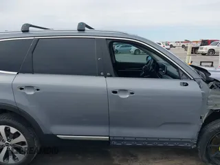 2020 Kia Telluride S with VIN 5XYP64HC9LG016294, listed as a IAAI auction lot 41691851 with 104,723 mi miles and . Bid and sale history available at DreamBid. Image 14.