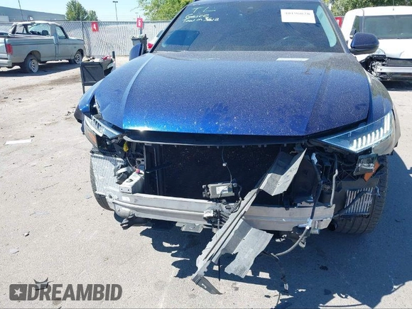 2019 Audi Q8 Prestige z VIN WA1FVBF13KD033878, wystawiony jako IAAI lot #41461807 z przebiegiem 53 697 mil mil oraz . Historia ofert i sprzedaży dostępna na DreamBid. Obrazek 6.