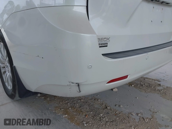 2017 Toyota Sienna XLE Auto Access Seat with VIN 5TDYZ3DC5HS850682, listed as a IAAI auction lot 41732480 with 200,257 mi miles and . Bid and sale history available at DreamBid. Image 17.